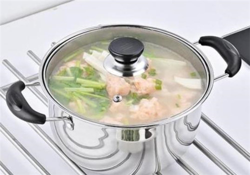 苏小北旋转小火锅